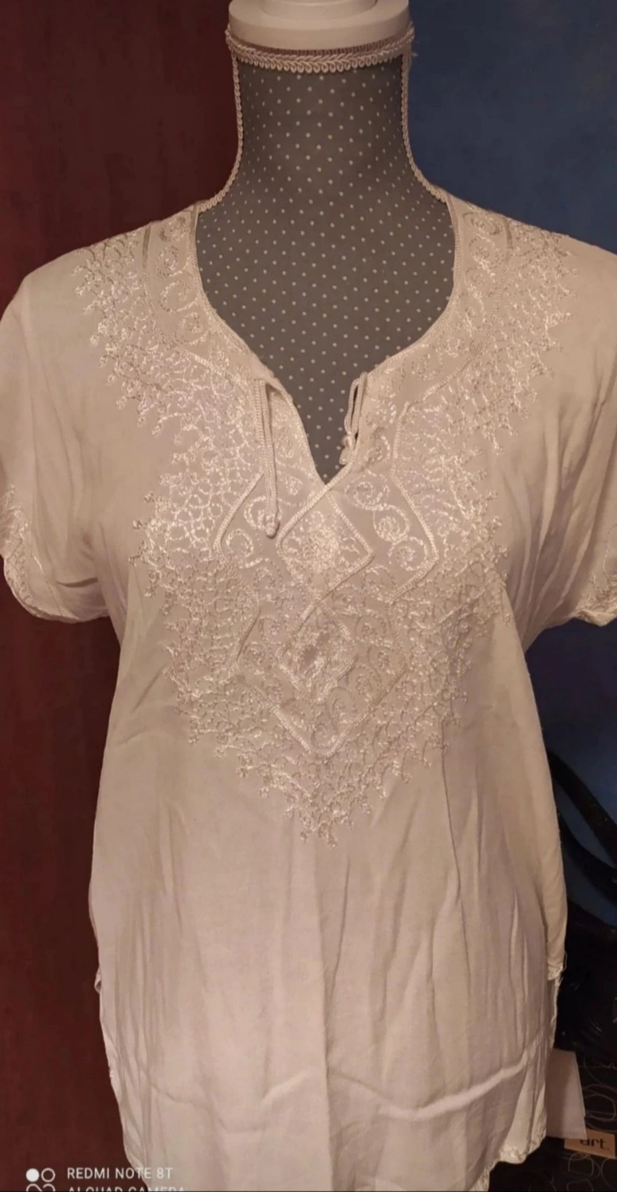 Blusa bordada